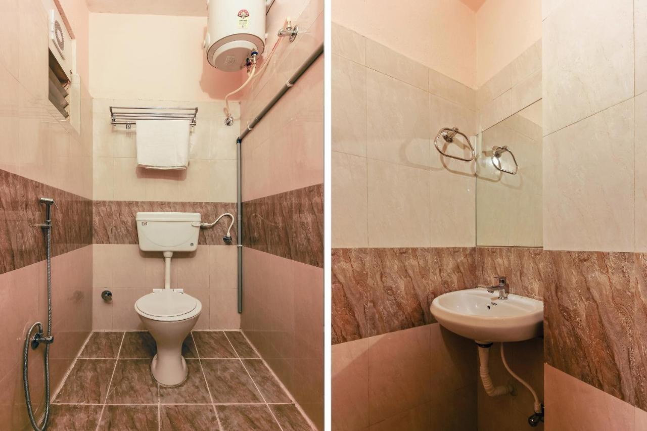 Oyo 23191 Flagship Hotel Raj Madan Ameerpet Hyderabad Exterior photo